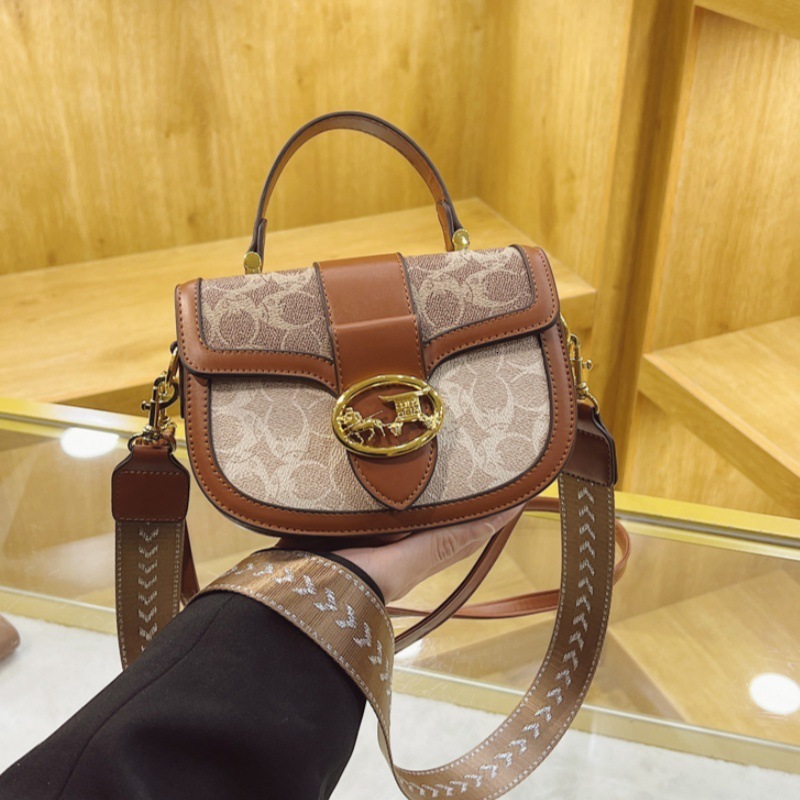 Designer 2025 New Trendy High-End Color-Block Shoulder Versatile Wide Strap Crossbody Commuter Handbag Light Luxury Women's Bag