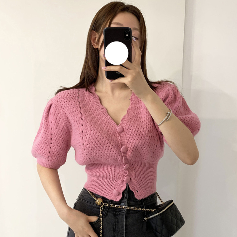 2025 Summer new women's T-shirt French retro button bubble sleeve short sleeved women's cardigan summer knitted short sleeved top new design