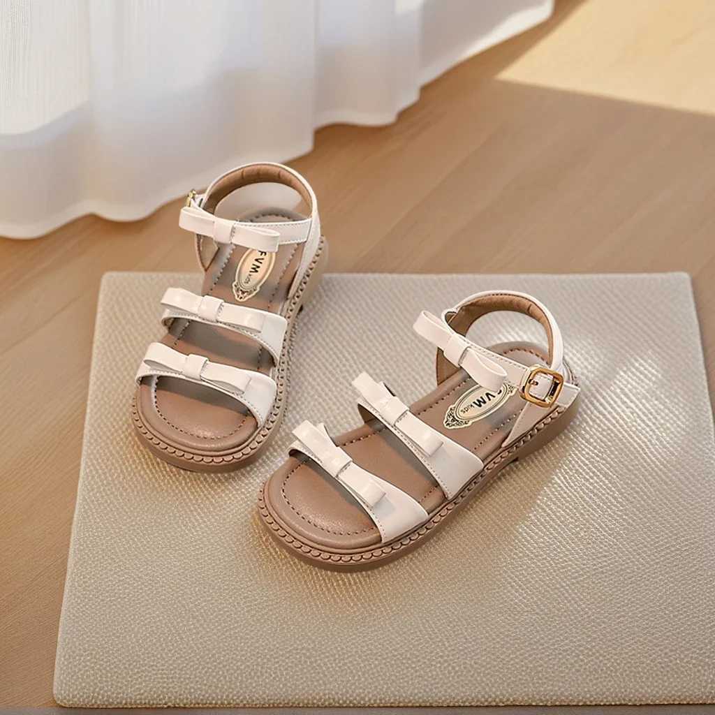 Bling Rhinestone Heart Buckles Strap Sandals for Kids Girls Brand Design Bowknot Sandals Children Soft Summer Flat Shoes R250707