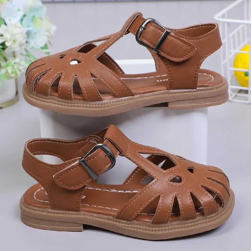 2025 Kid Sandals Cut-outs T-strap Hollow Children Princess Sandals for Girls Soft Sweet Classic High Quality Closed-toe Anti-kick R250707