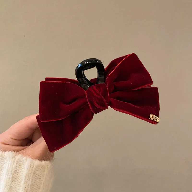 1pcs Elegant Velvet Bow Hair Clip Large Solid Velvet Bow Hair Accessory Autumn And Winter Shark Clip. Z250707