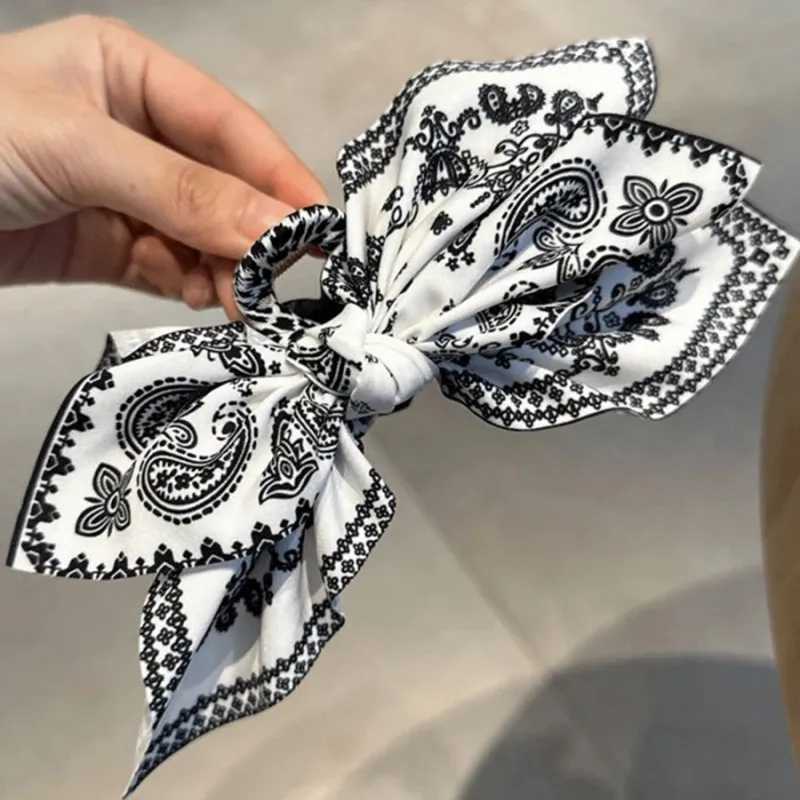 Bohemian Style Bow Hair Claw Cashew Paisley Shark Clip Large Size Hair Clips Boho Vacation Headwear Women Hair Accessories Z250707