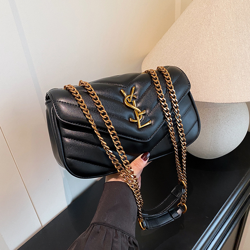 Designer 2025 New Korean Style High-end Embroidery Quilted Fashion Envelope Cloud Chain Shoulder Crossbody Light Luxury Women's Bag