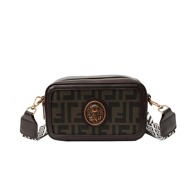 New Crossbody 2025 Camera High-end Women's Shoulder Versatile Street Bag