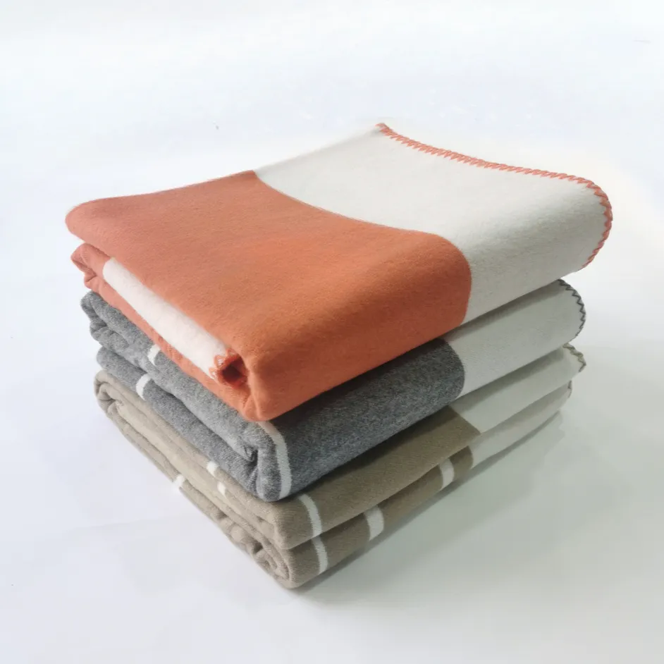 Designer Blanket Cashmere Soft Wool Scarf Shawl Portable Warm Plaid Sofa Bed Fleece Knitted Throw Blankets Letter Luxury Woven Wool Travel Home Decor Outdoo