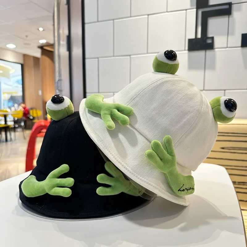 2025 New Cute Big Eyes Frog Bucket Hats Outdoor Foldable Sun Fishing Cap Women Lady Summer Cotton Wild Panama Hats Y250707