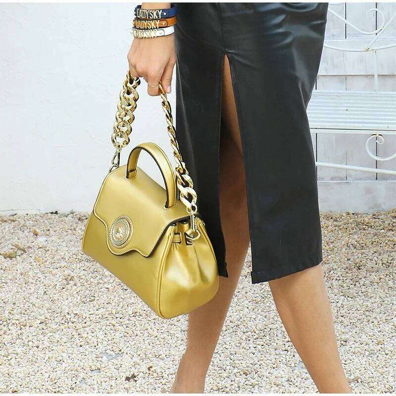 Women's Flap Chain Shoulder Brand Fashion Trend Handbag Simple And Versatile High-Quality Work Commuting Bucket Bag