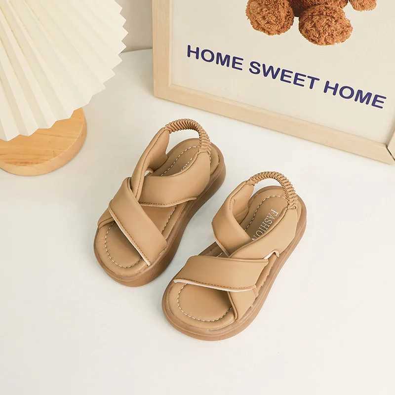 2024 New Childrens Thick Bottom Sandals Solid Color Girls Summer Beach Sandals Fashion Versatile Kids Cross-tied School Sandals R250707