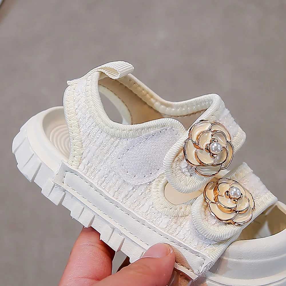 Korean Style Summer Sandals for Girls Luxury Pearl Flower Childrens Beach Shoes Ergonomics Soft-soled Kids Girls Sandals R250707