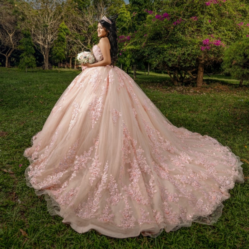 Pink Quinceanera Dresses Ball Gown Off The Shoulder Applique Lace Beading Crystal Tull Corset Party Birthday Sweet 16 Dress Vestidos De 15 Anos