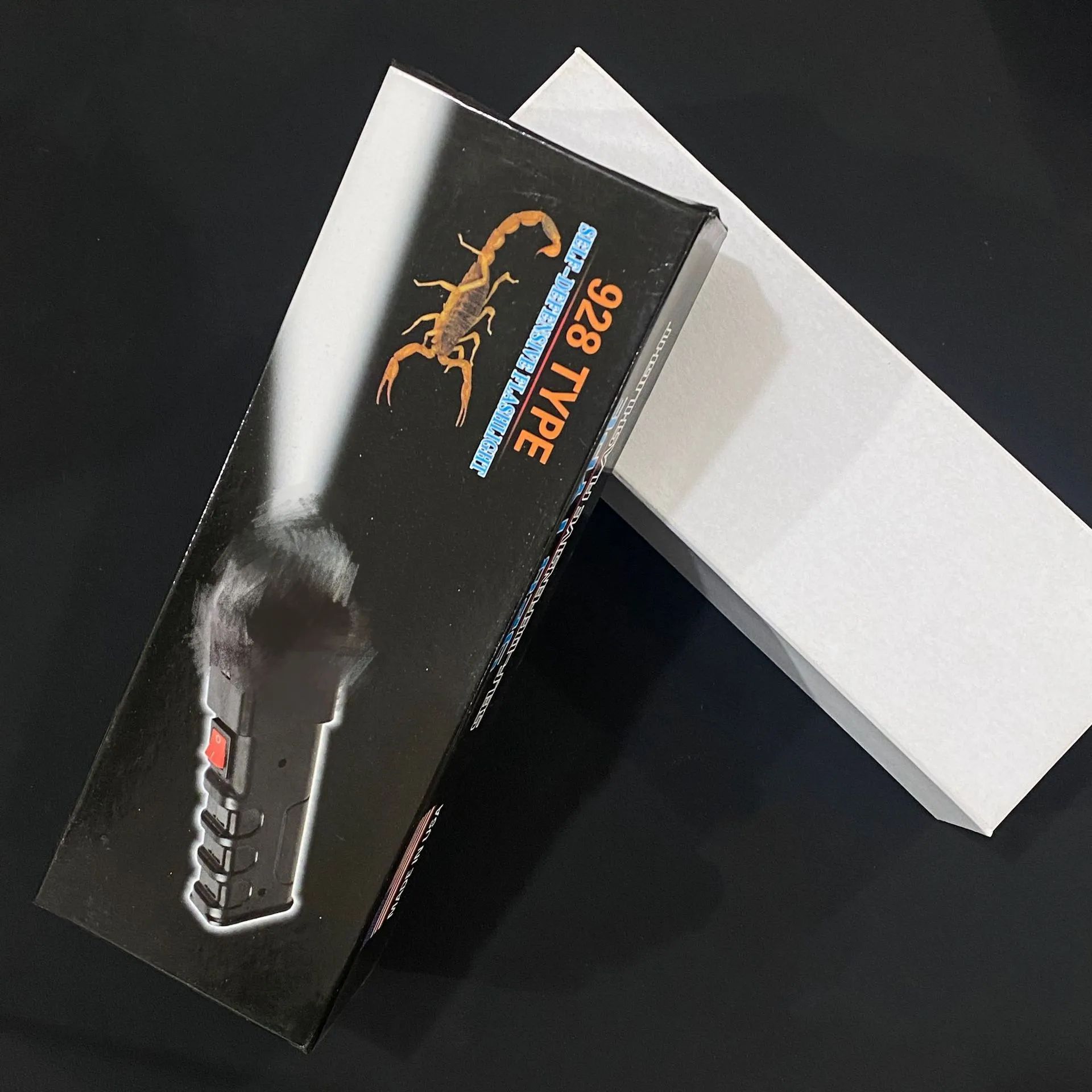Lighting Flashlights Outdoor Explosion-proof Flashlights Lighting Tools Color Box 928 X8 X10 1101 1502 1993 2003