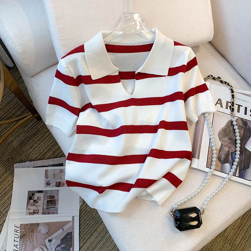 2025 Summer new women's T-shirt, new striped V-neck short sleeved T-shirt, summer new knitted top, women's new designer T-shirt