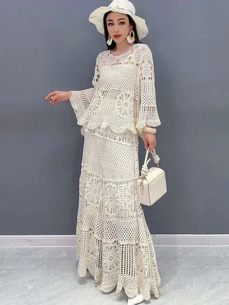 SHENGPALAE Lace Set With Hollow Top Swing Long Skirt Solid Color Fashionable Elegant Lady 2025 Spring Summer Clothes 5R9560 250708