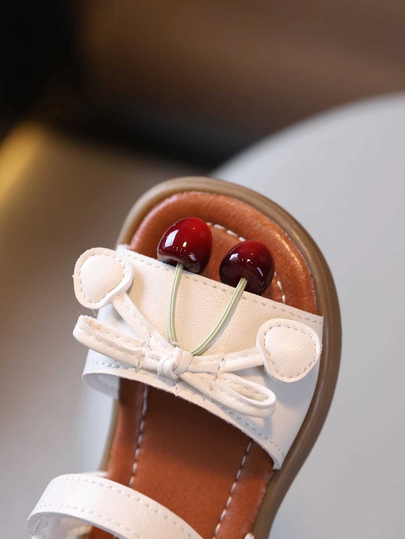 1 Pair of Baby Girl Sandals Anti-Cherry Decoration Cute Bow Open-Toe Sandals Baby Flat Shoes 172 R250707