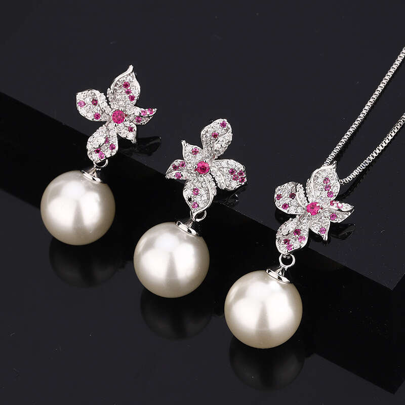 Pearl Necklace Niche Light Sense High-End Temperament New Summer Versatile Set Pendant Earrings For Women 35D