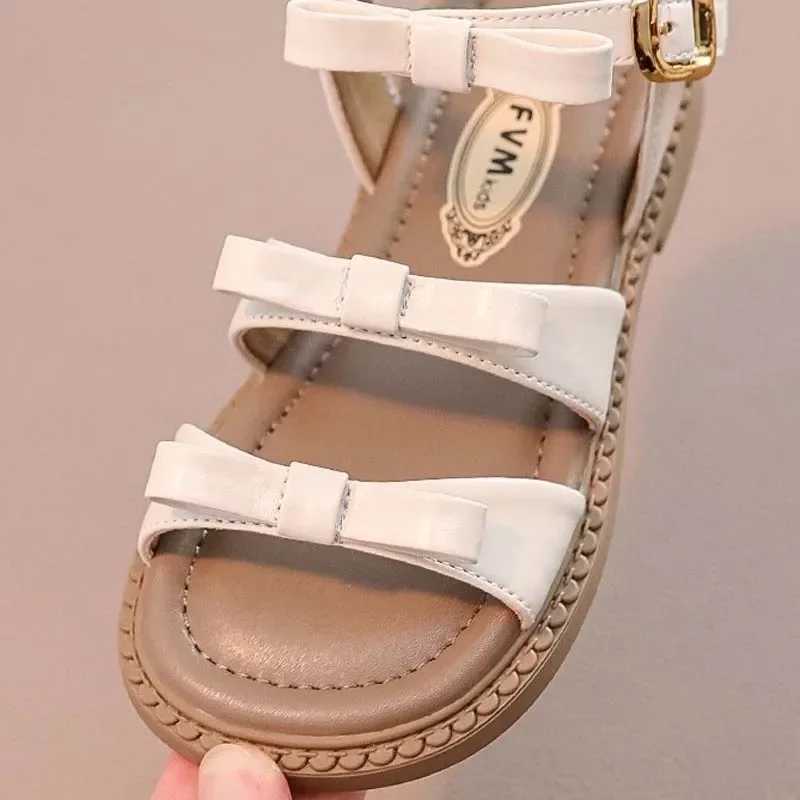 Bling Rhinestone Heart Buckles Strap Sandals for Kids Girls Brand Design Bowknot Sandals Children Soft Summer Flat Shoes R250707