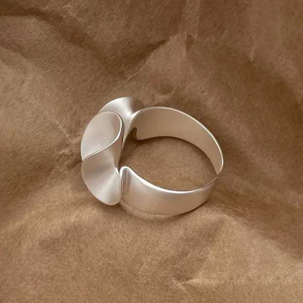 925 Sterling Silver Vintage Wave Flower Opening Rings for Women Minimalist Plant Fine Jewelry Light Luxury Accessories XJ250707
