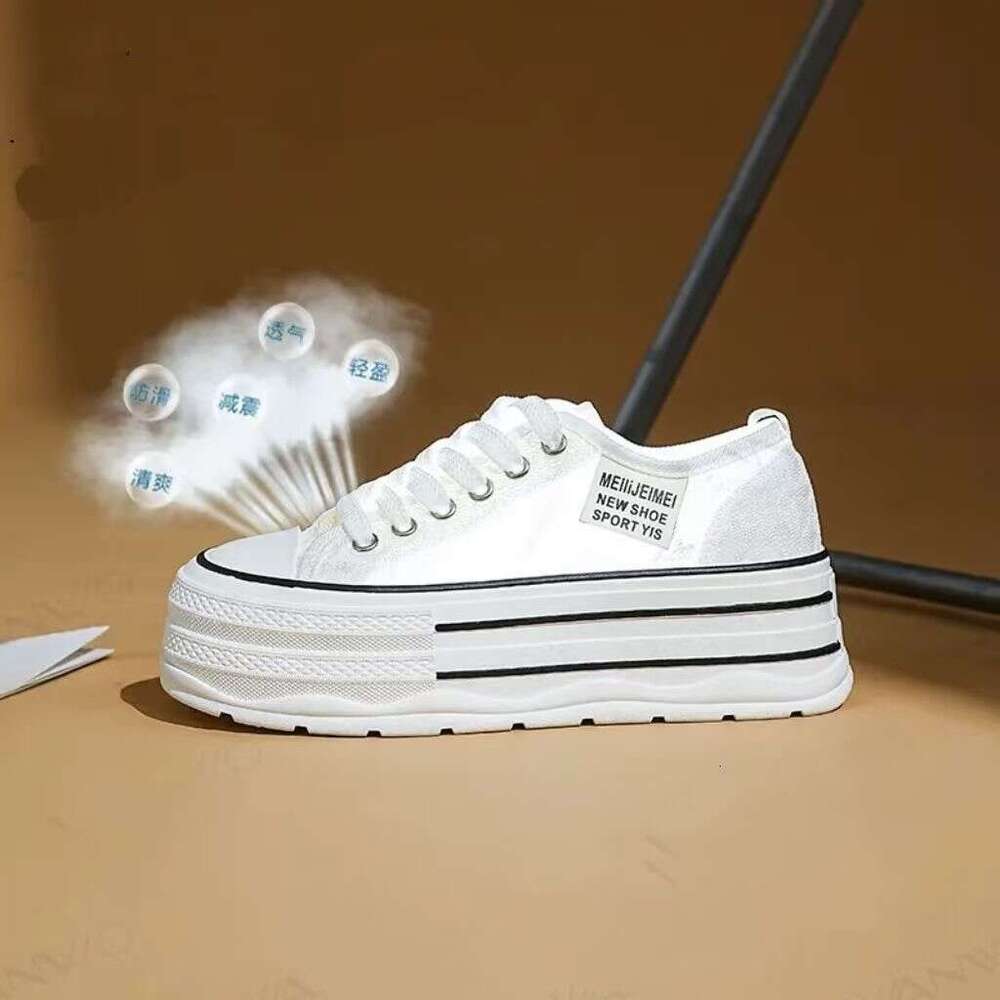Thick-Soled Canvas for Women 2025 Spring Summer Korean Style New Trendy Platform White Casual Board Shoes