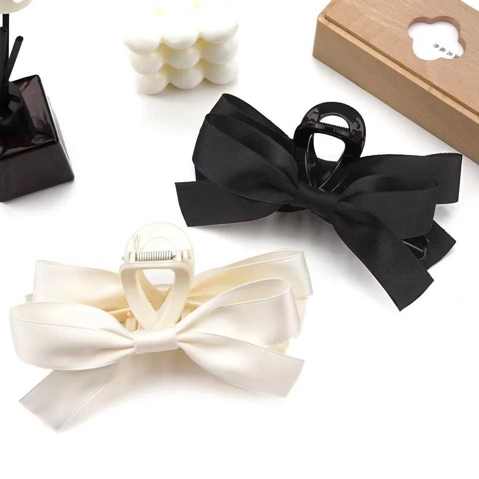 Black White Bowknot Hair Claw Big Satin Bow Hair Clips Vintage Baroque Satin Crab Hairpins for Elegant Women Hair Accessories Z250707