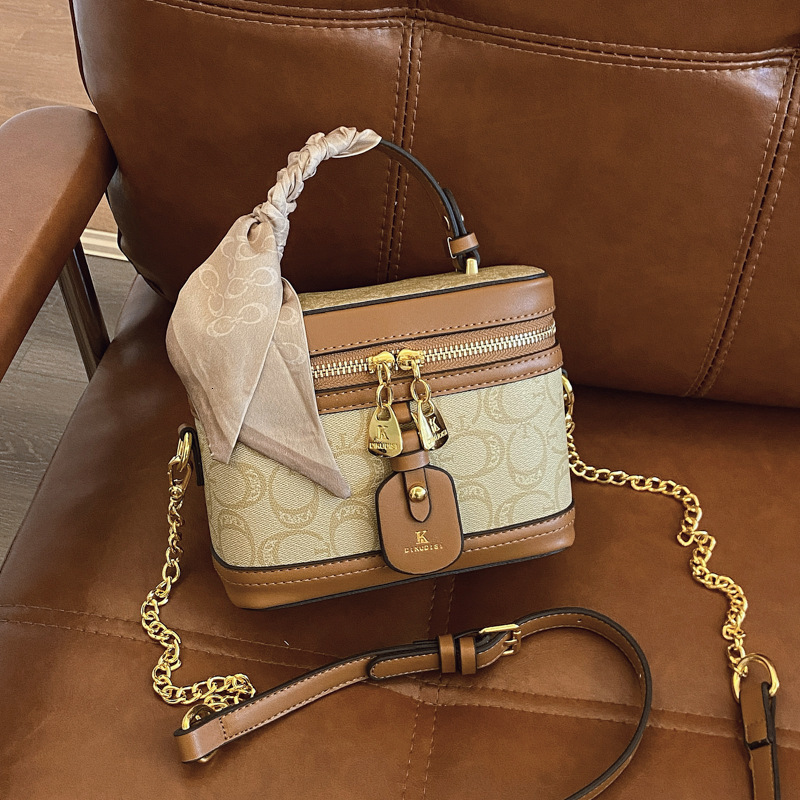 Designer High-End Printed Handbag Box for Women 2025 New Fashion Shoulder Crossbody Bucket Color-Block Small Square Light Luxury Women's Bag
