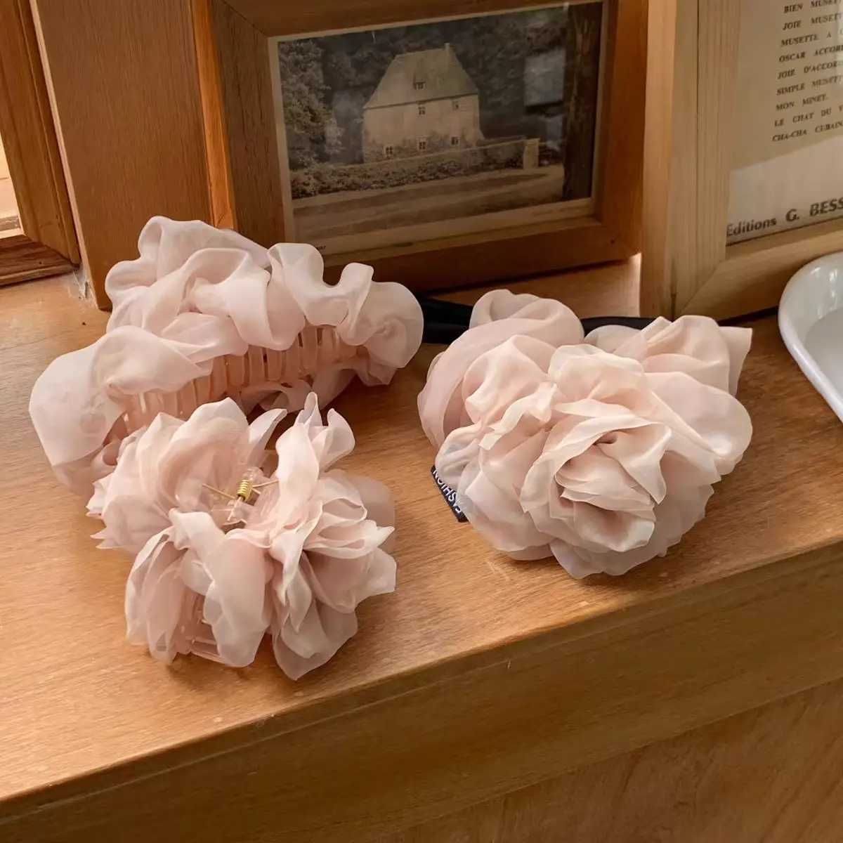 1pc Soft Pink Mesh Rose Flower Bow Large Intestine Hair Ring Simple Fairy Temperament Rose Shark Clip Cloud Fold Grab Clip Y250707