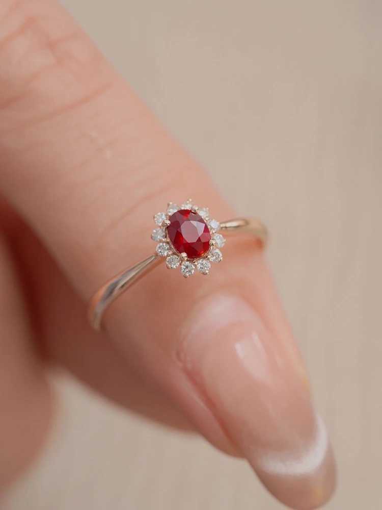 Rose Gold S925 Sterling Silver Womens Ring Red Zirconia Sunflower Gorgeous Vintage Womens Jewelry for Daily Wear Holiday and Party Gifts XJ250707