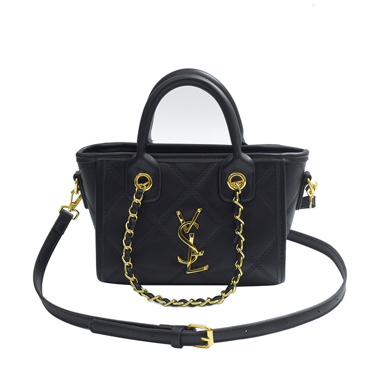Designer High-End Feel for Women 2025 New Korean Version Quilted Bucket Elegant Versatile Shoulder Crossbody Light Luxury Women's Bag