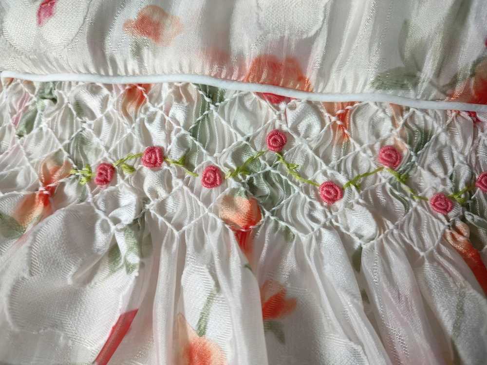 2025 Summer Girls Vintage Floral Smocked Dresses Girls Short Sleeve Embroidery Smock Dress For Party Birthday Children Dresses R250707