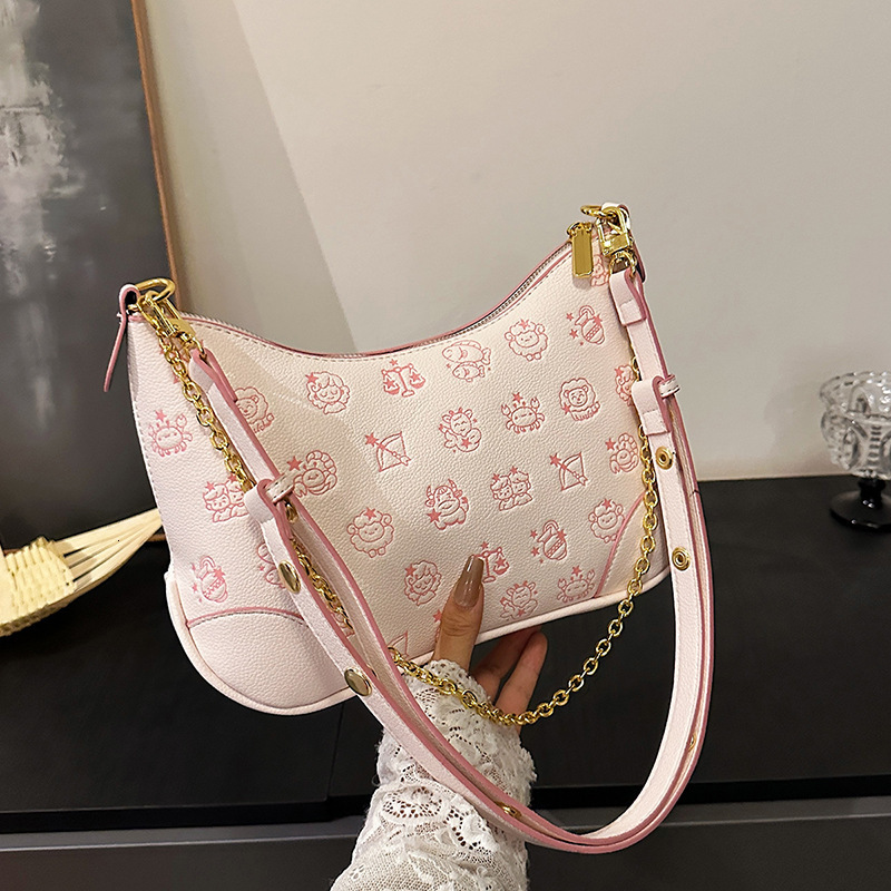 Designer High-End Feel for Women 2025 New Korean Style Horn Vintage Underarm Versatile Fashion Elegant Shoulder Crossbody Light Luxury Women's Ba