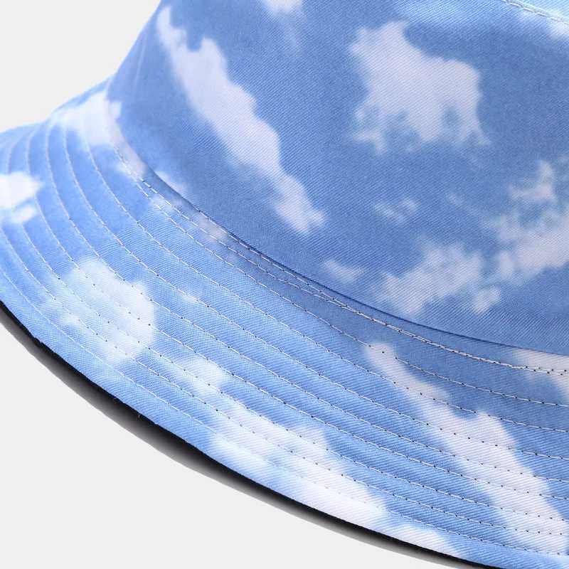 2024 Polyester Blue Sky And White Clouds Print Bucket Hat Fisherman Hat Outdoor Travel Sun Cap For Men And Women Y250707