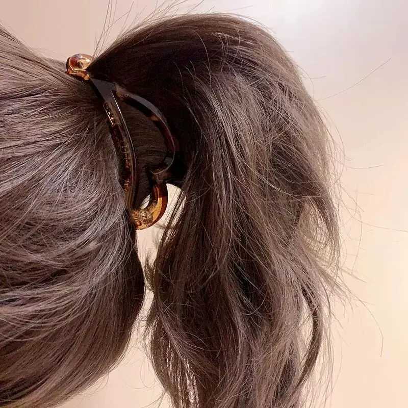 AWAYTR Vintage Banana Clip for Curly Long Straight Short Hair Claw Women Girls Hair Styling Ponytail Holder Hairpin Clamp Grip Y250707