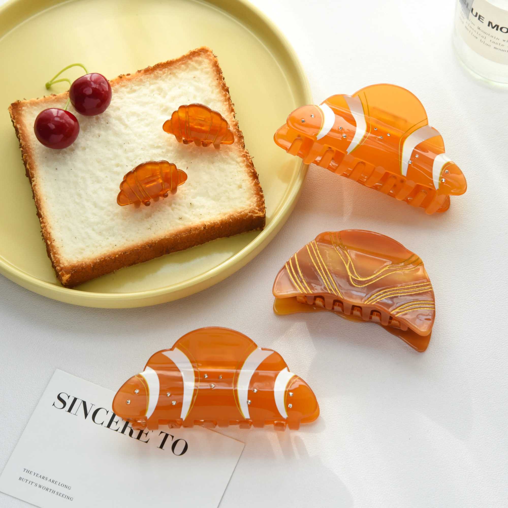 Muweordy New French Croissant Series Hair Claw Funny Rhinestones Bread Kawaii Crab Hair Clips Hair Accessories for Woman Girls Z250707