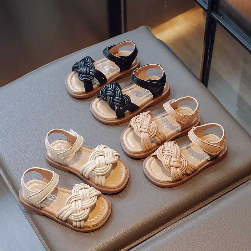 Girls Sandals Kids Fashion Princess Beach Shoes 2025 Brand New Cross Tied Weave Style Fashion Children Summer Sandals Soft Cute R250707