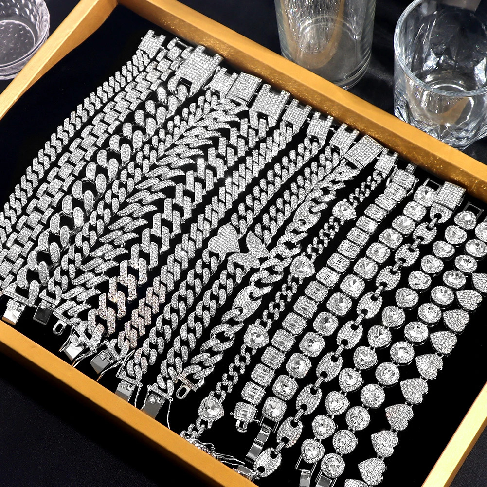 Hip Hop Iced Out Chain Women Men Cuban Bracelet HighQuality Full A Rhinestones Miami Link Bracelets Jewelry 250707