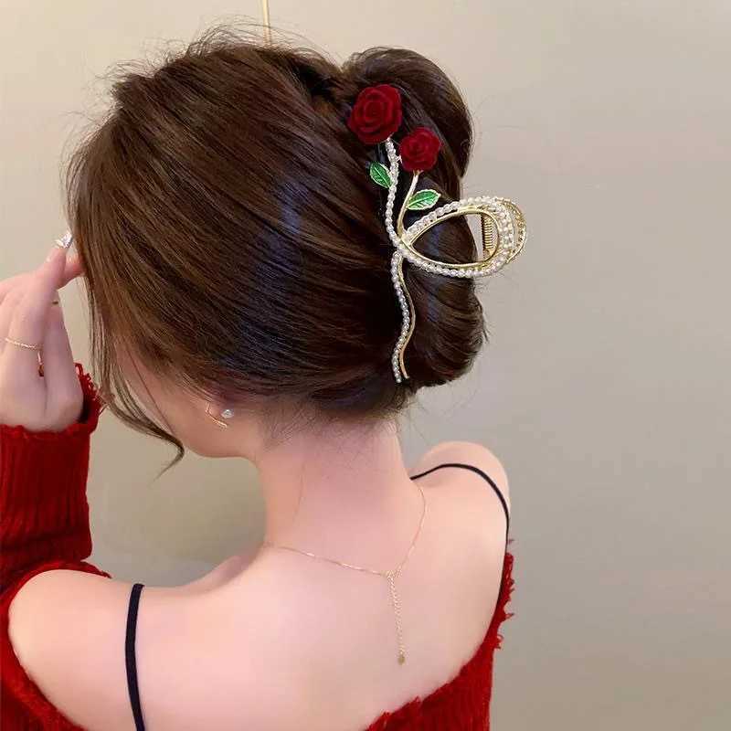 Retro New Rhinestone Rose Grasp Clip Womens Ponytail Shark Clip Hair Claw Hair Clip Elegant Girl Fashion Hair Accessories Z250707