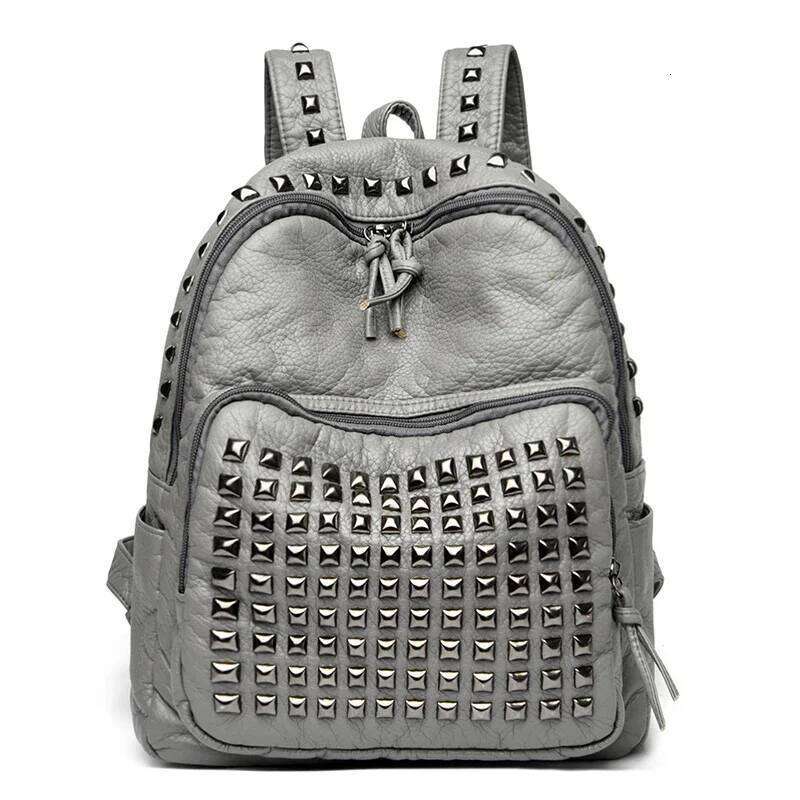 Fashion Rivet Soft Leather Women Backpacks Designer Large Capacity Girls School Bag Female Bagpack Travel Bags Sac A Main