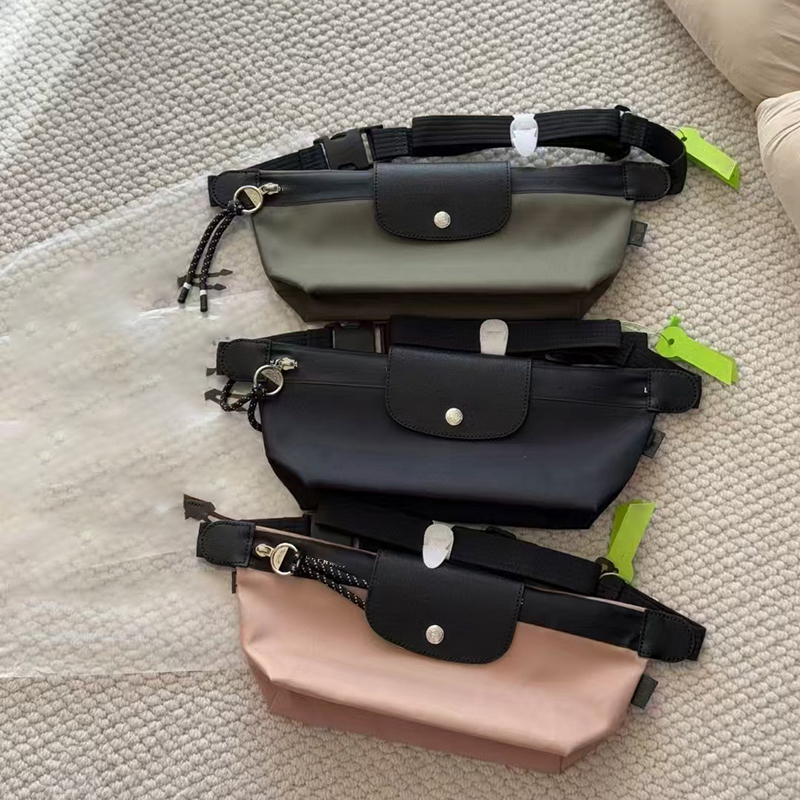 Small French textured bags for men and women, new small square bags, stylish single shoulder crossbody handbags