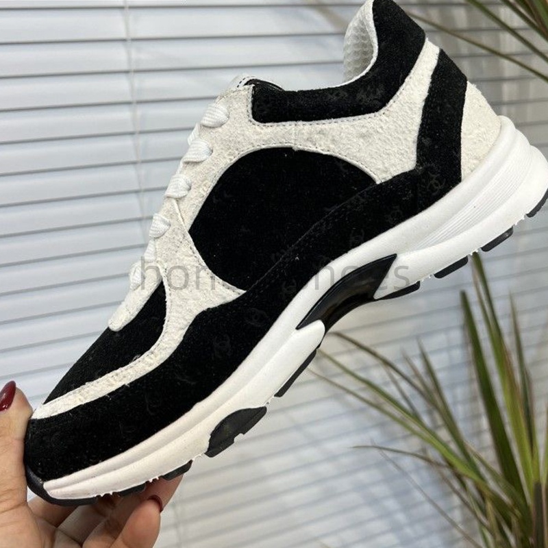 Running Shoes Desig… - image