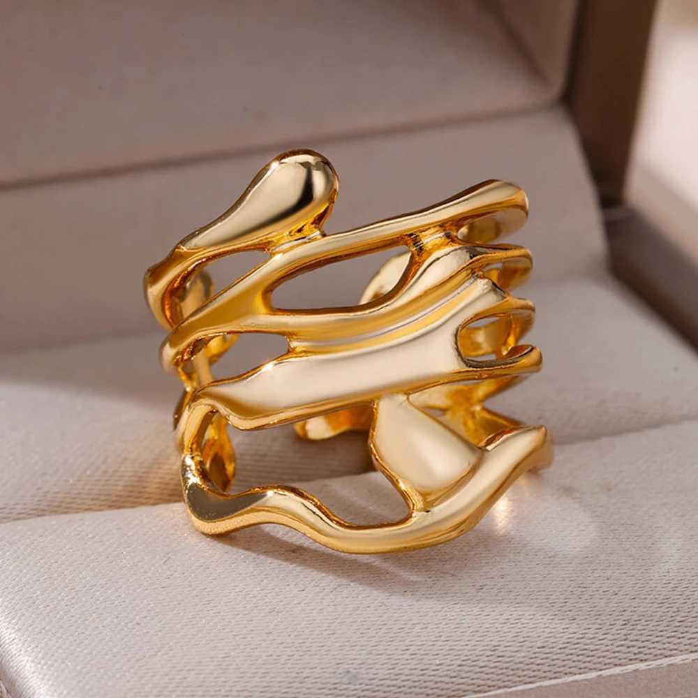 2024 Stainless Steel Rings for Women Men Gold Color Hollow Wide Open Ring Fashion Wedding Party Finger Jewelry Gift XJ250707