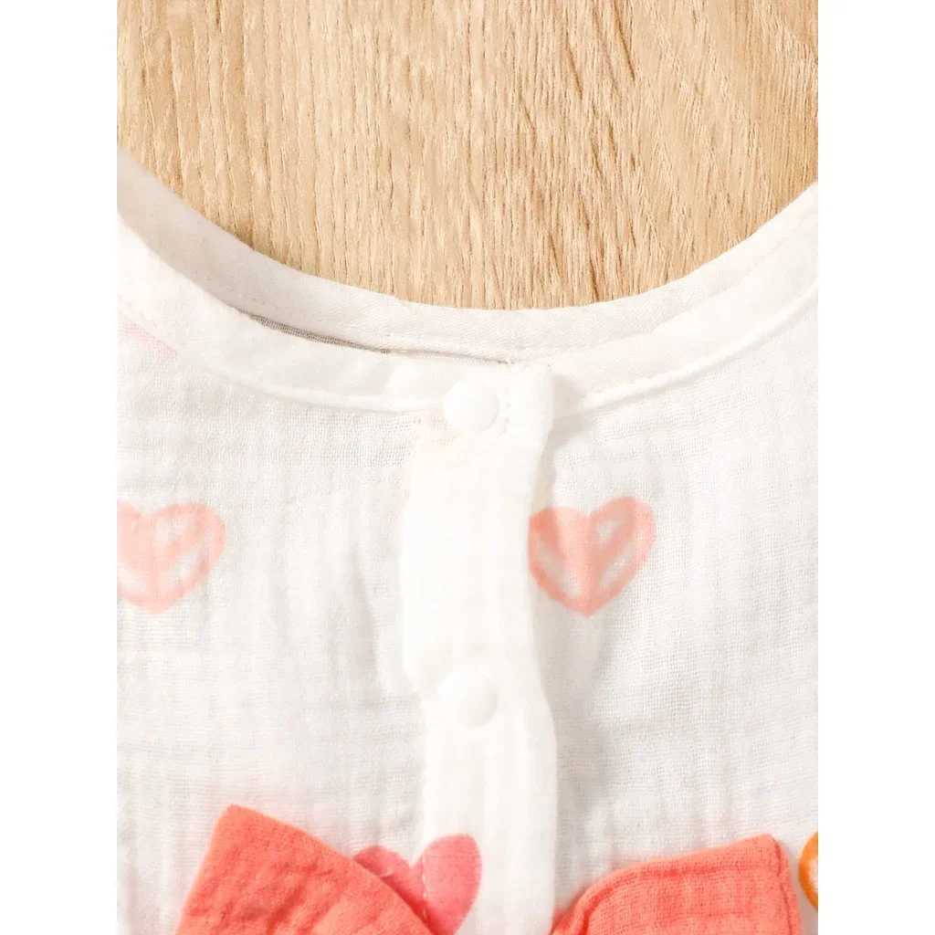 Newborn Baby Girl Sweet Cotton Dress Sleeveless Love Pattern Dress+Hat 2PCS Summer Beach Clothing for Infant Girl 0-9 Months R250707