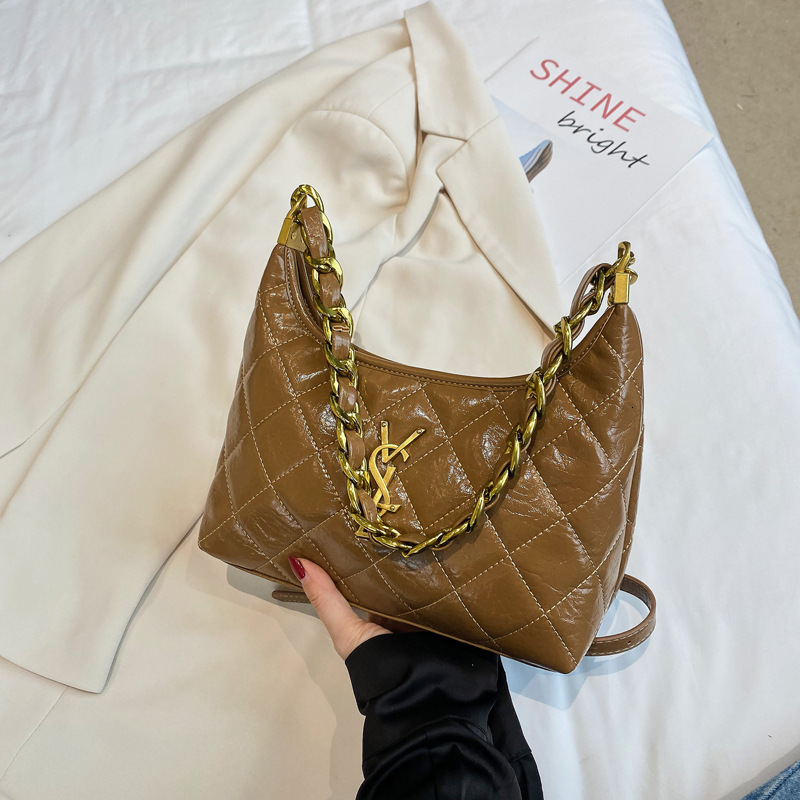Designer 2025 New Small Chanel Style Diamond Chain Underarm for Women Korean Fashion Versatile Large Shoulder Crossbody Luxury Women's Bag