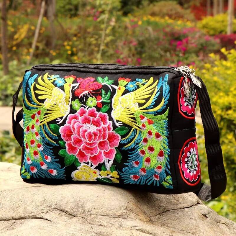 Womens Embroidered Flowers Nylon Crossbody Bag Ladies Luxury Large Capacity Travel Shoulder Bags ddmynov