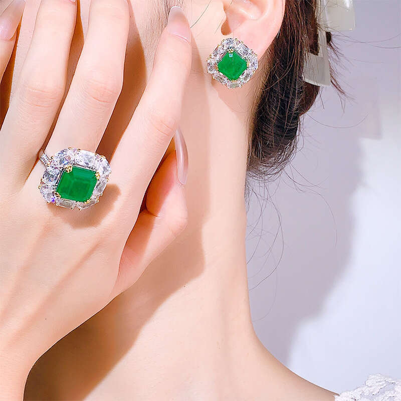 Hua Youmei Jewelry Set Emerald Zircon Square Earrings High-End Elegant Ear Accessories Studs Rings 956