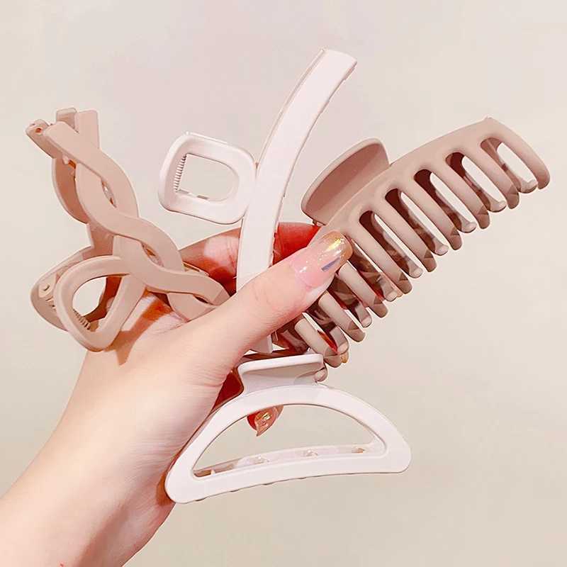 Women Simple Atmospheric Acrylic Hollow Geometric Hair Claw Lady Solid Color Hair Clip Headband Hairpin Fashion Hair Accessories Y250707