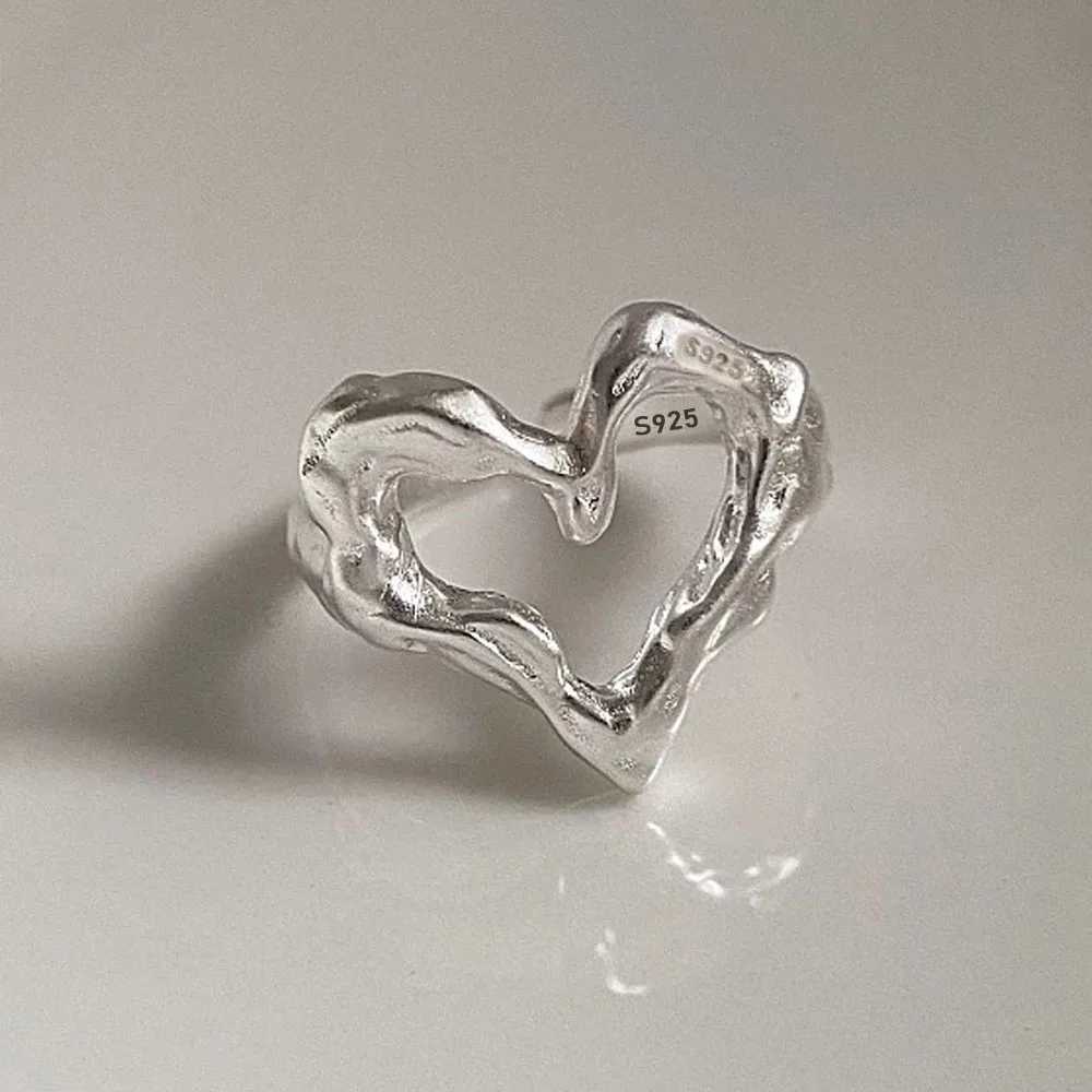 925 Sterling Silver Rings for Women Men Couple Minimalist Handmade Simple Heart Ring Party Jewelry Gift Prevent Allergies XJ250707