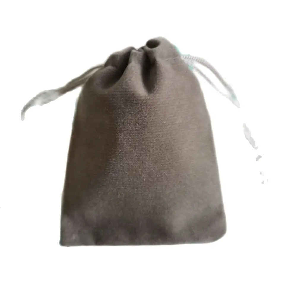 100Pcs/Lot 5x7cm 7x9cm 9x12cm Multicolor Drawstrings Velvet Gift Bags Jewelry Packaging Pouches Wedding Christmas Gift Bags 250702
