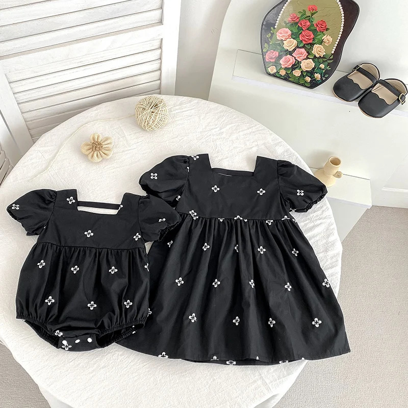 0-24M Baby Girl Clothing Cotton Summer born Baby Girl Romper Black Embroidered Flowers Cotton Toddler Baby Girls Jumpsuit 250707