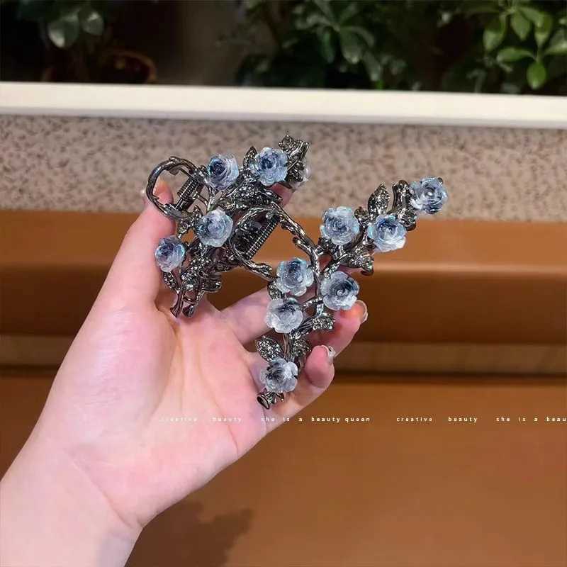 1pcs Fashion Thorn Rose Decoration Hair Claw Clip Gothic Punk Metal Headpiece Suitable for Womens Daily Use Z250707