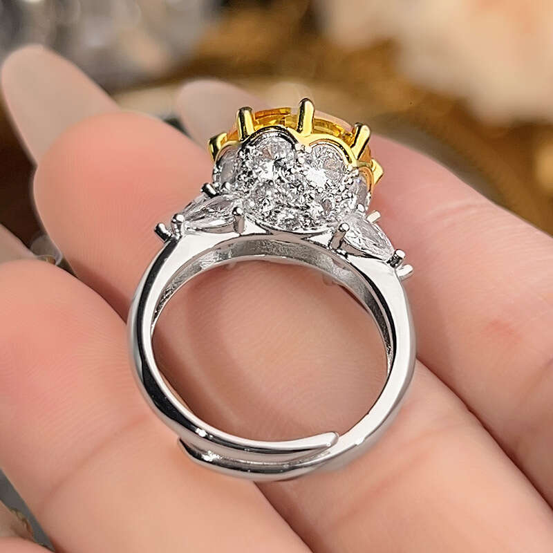 New Style Jewelry Colorful Gem Round Fashion Heavy Craft Luxury Inlaid For Women Two-Tone Gold-Plated Ring Ed3
