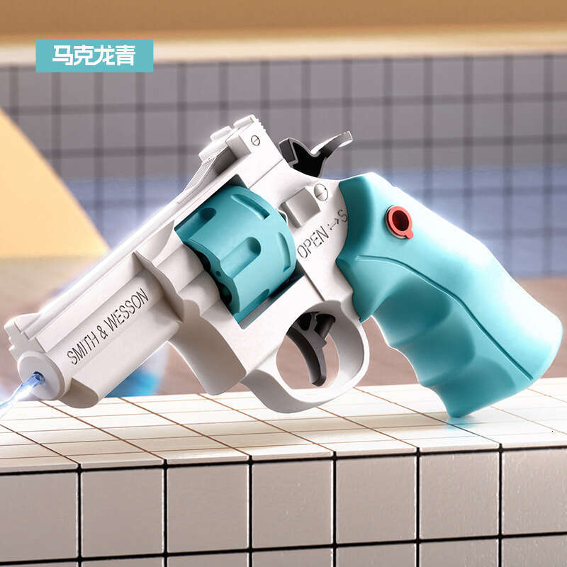 Manual Mechanical Continuous Shooting 3 Small Outdoor Beach Toy Revoer Water Gun